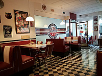 Jones Original American Diner inside