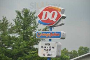 Dairy Queen (treat) outside