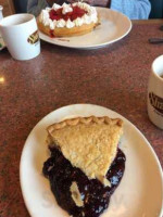 Shari's Cafe And Pies food