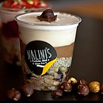 Nalinis Wholesome Streetfood food