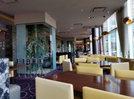 Jacky's Waterplace inside