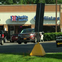 Baskin-robbins outside