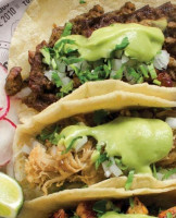 Chando's Tacos food