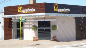 Mi Panadería outside