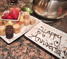 The Melting Pot Reston food