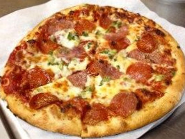 Lo Coco's Pizzeria food