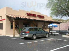 Tastee Freez Sundance Pizza outside