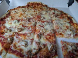 Rosa's Pizza food