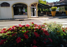 Café Et Jeux Le Continental Aire Sur L'adour Landes outside