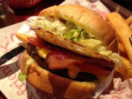 Red Robin Gourmet Burgers food