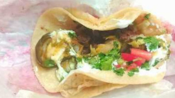 Jeny's Tacos food