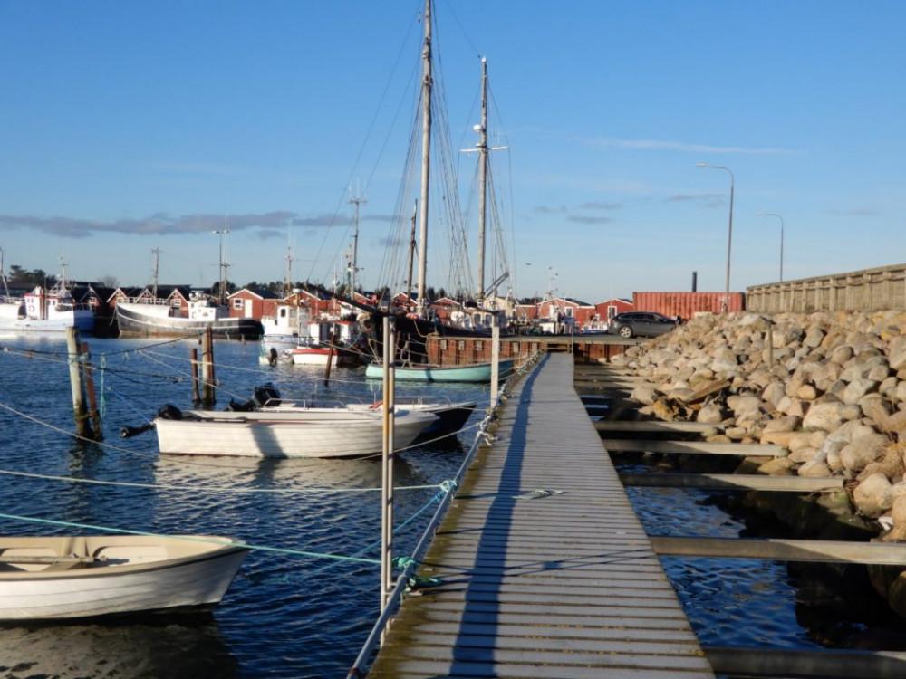 Divan I Strandby/rue Decov Udenfor