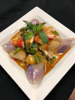 Sunisa's Thai Restaurants food