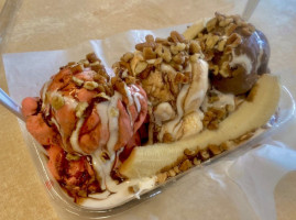 Central Dairy Ice Cream Parlor food