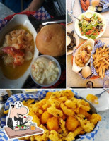 Captain Dan's Seafood Patio food