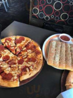 Pizza Hut food