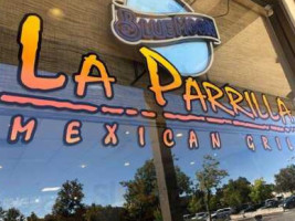 La Parrilla Mexican Grill food