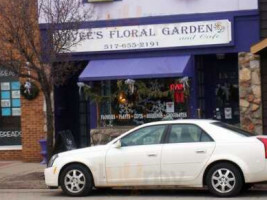 Vivee's Floral Garden And Cafe outside