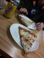 Jaymie's Pizza food