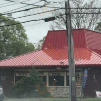 Pizza Hut outside