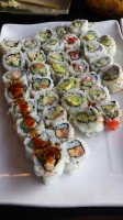 Sushi St-Jean food