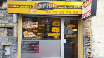 Rapido Pizza food