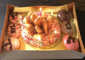 Donut Palace food