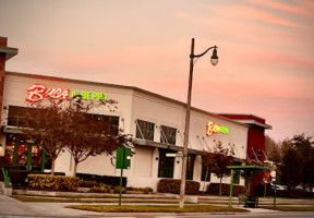 Buca Di Beppo Celebration outside