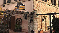 Osteria Scacciadiavoli outside