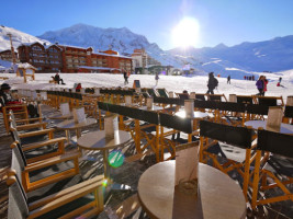 La Face Ouest Val Thorens food