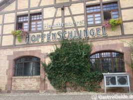 Hopfenschlingel outside