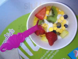 Menchie's Frozen Yogurt food