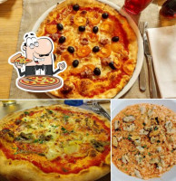 Pizzeria Del Campione food