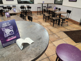 Taco Bell inside