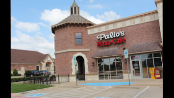 Palio's Pizza Cafe outside