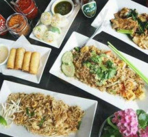 Manao Thai Street Eats food