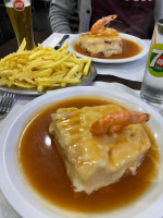 O Sitio Das Francesinhas food