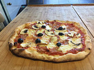 S.P.Q.R La Pizza Come A Roma food