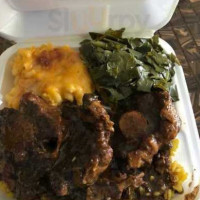 Auntie's Soul Food and More food