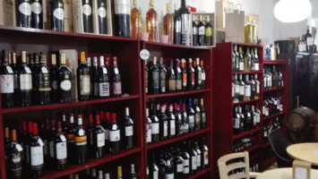 Lagares Vinos Y Tapas food