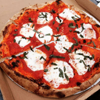 Balducci's Wood Fired Pizza food