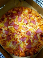 Domino's Pizza food