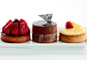 Financier Patisserie food