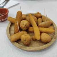 Baixatola food