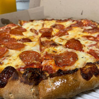 Poseidon’s Pizza Company food