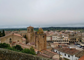 Meson Hostal La Cadena outside