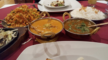 Tandoori Bellevue food