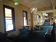 Commercial Hotel inside