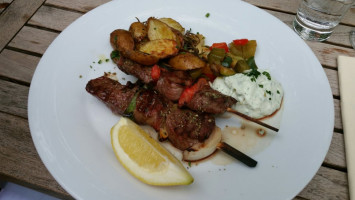 Askitis Greek Cuisine food