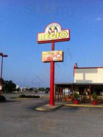 Pollo Regio outside